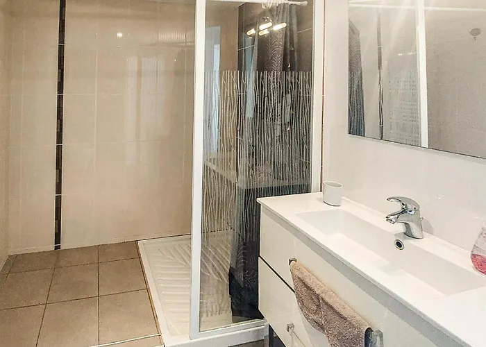 Stunning In Saint-gilles-croix-de- Apartamento Saint-Gilles-Croix-de-Vie